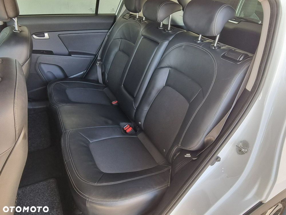 Kia Sportage 2,0 CRDI AWD Spirit - 16