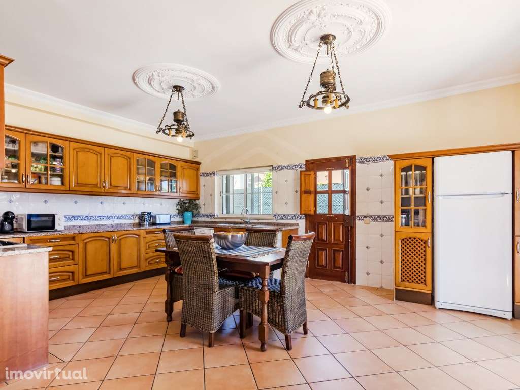 Moradia V4 com localização privilegiada, Loulé, Algarve - Grande imagem: 5/26