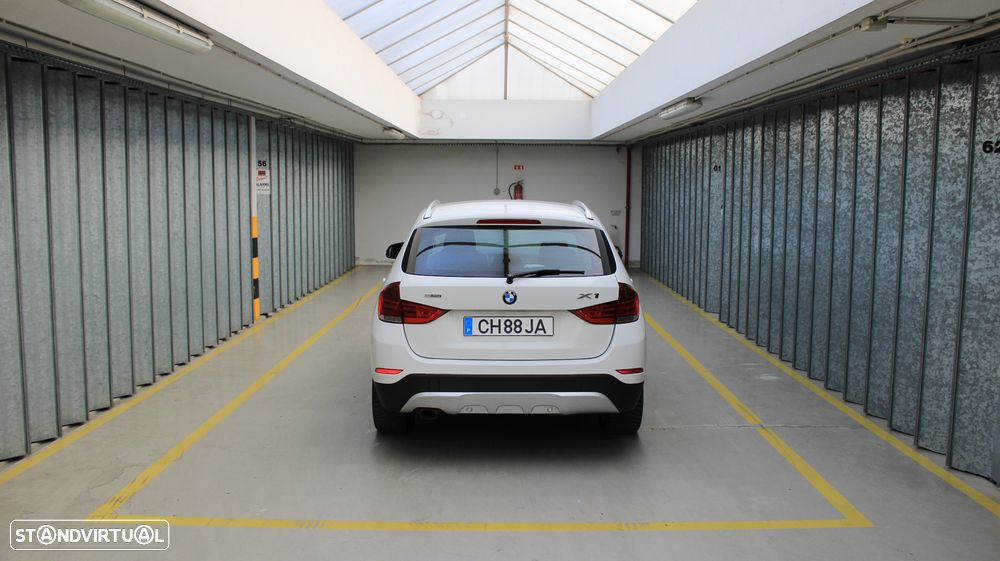 BMW X1 sDrive18d Sport Line - 34