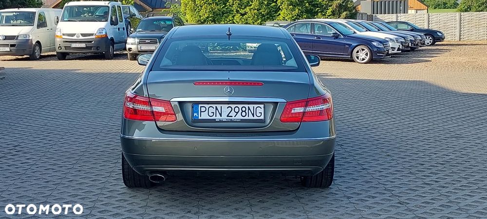 Mercedes-Benz Klasa E - 22