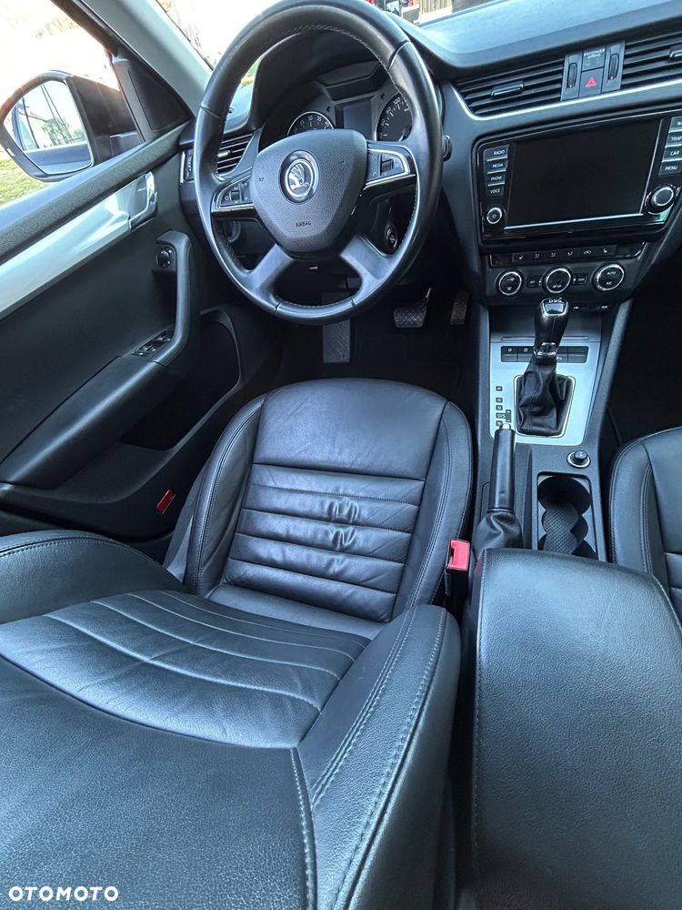 Skoda Octavia 1.6 TDI Ambition DSG - 17
