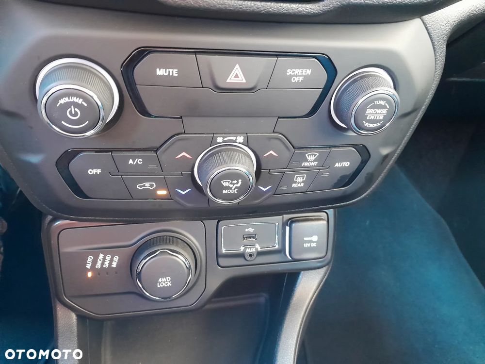 Jeep Renegade 1.3 T-GDI Active Drive Limited - 17