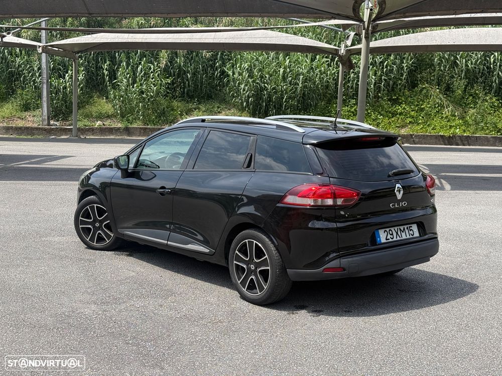 Renault Clio Sport Tourer (Energy) dCi 90 Bose Edition - 4