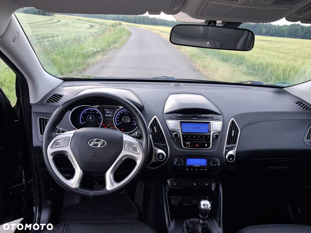 Hyundai ix35 - 11