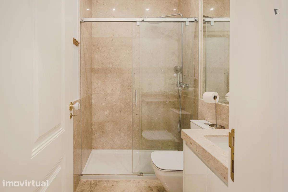 Apartamento com 2 quartos - localizado em Baixa Lisbon - Grande imagem: 4/13