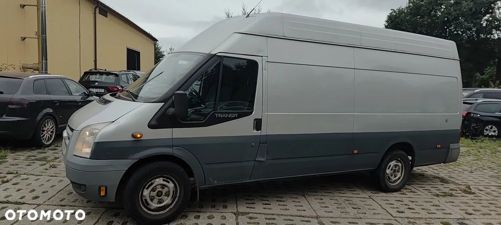 Ford Transit - 1