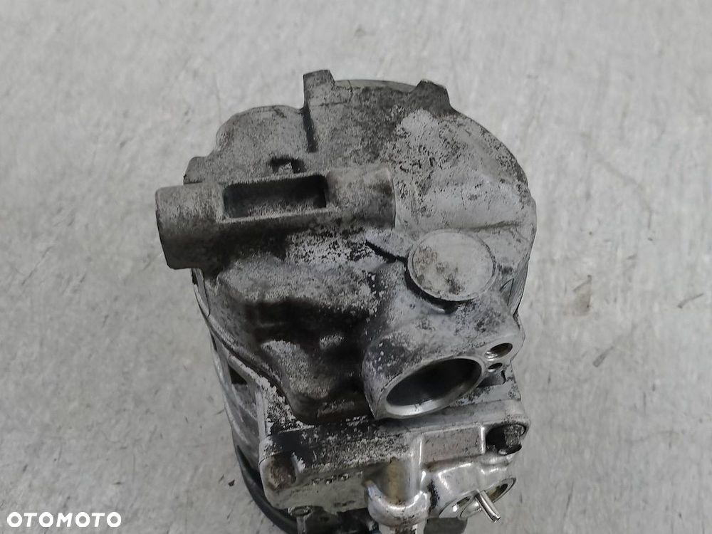 POMPA, SPRĘŻARKA KLIMATYZACJI VW PASSAT B5 FL 2.8 V6 - 2