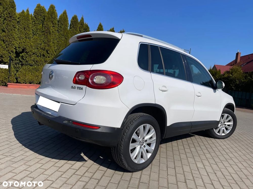 Volkswagen Tiguan 2.0 TDI DPF BlueMotion Technology Sport & Style - 6