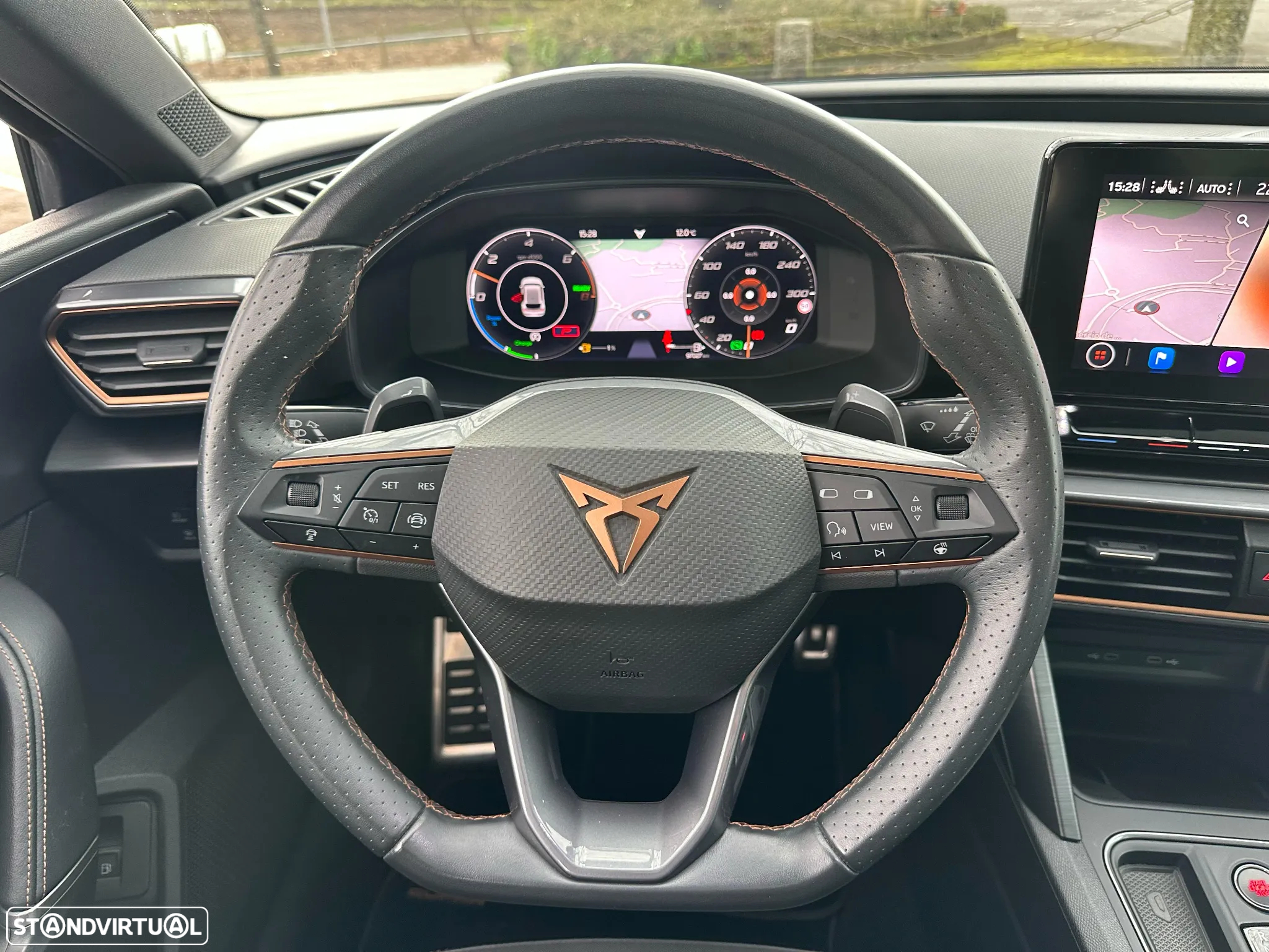 Cupra Leon 1.4 e-Hybrid DSG - 29
