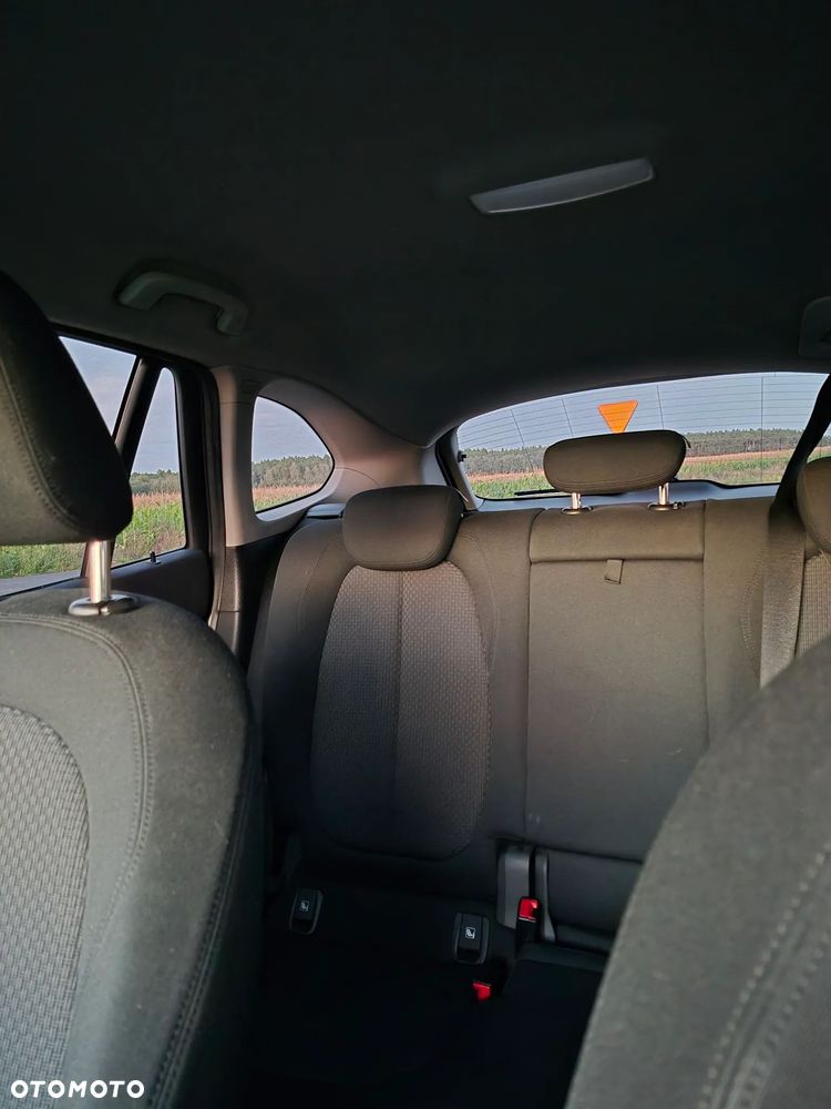 BMW X1 sDrive16d - 37
