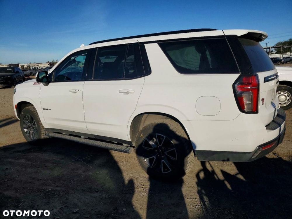 Chevrolet Tahoe - 4