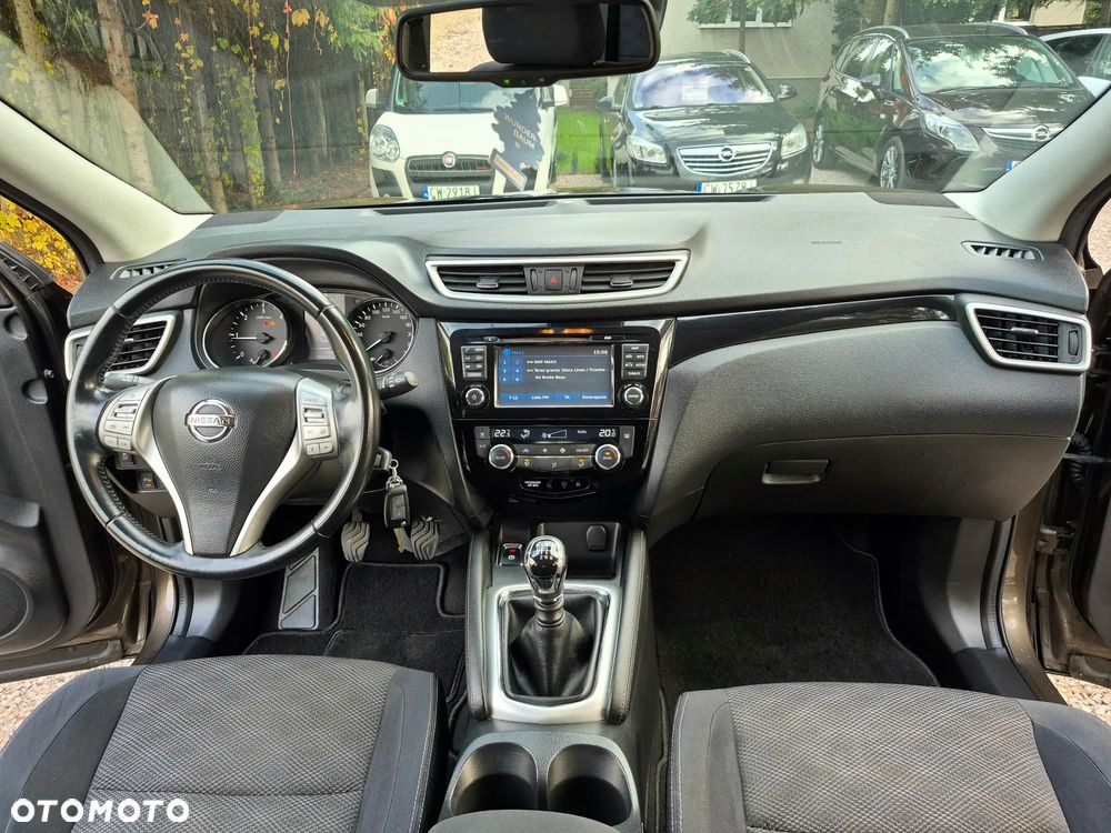 Nissan Qashqai 1.6 dCi DPF acenta - 17