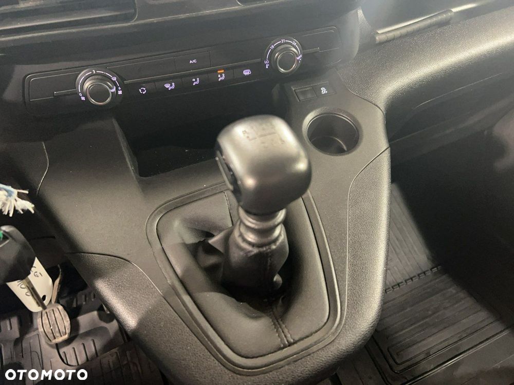 Toyota Proace City - 18