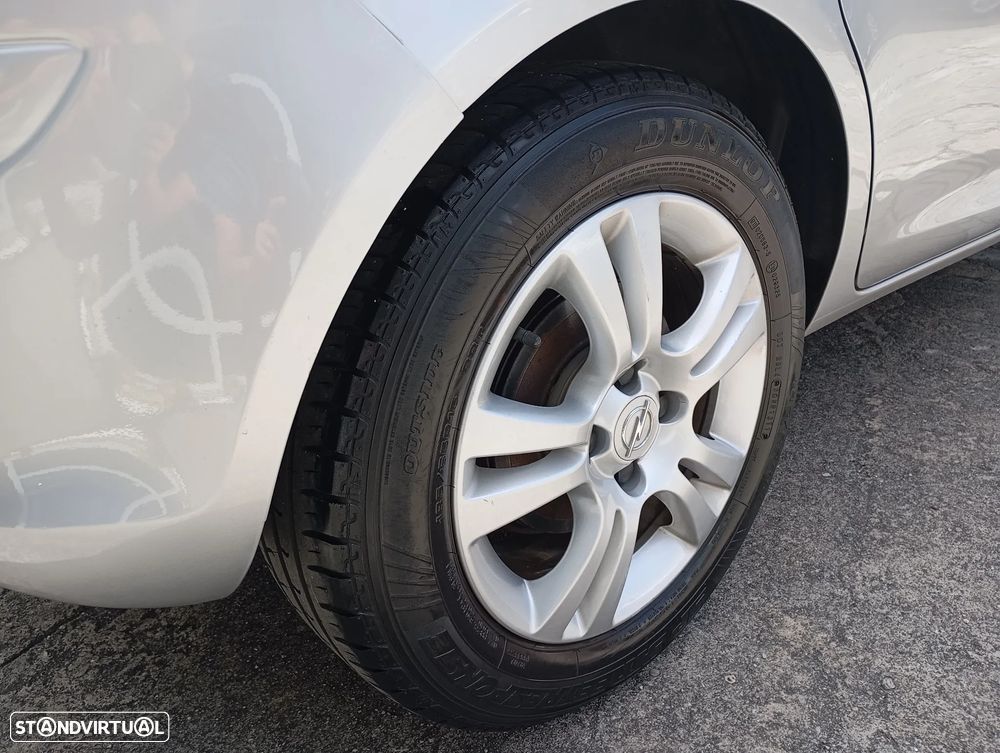Opel Corsa 1.3 CDTI Enjoy EcoFLEX - 9