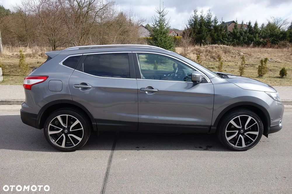 Nissan Qashqai 1.6 DIG-T Tekna - 2