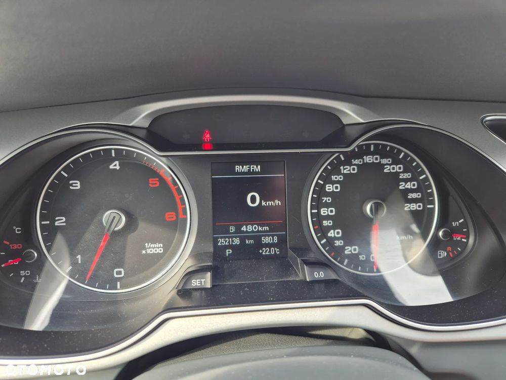 Audi A4 Avant 3.0 TDI Quattro S tronic - 31