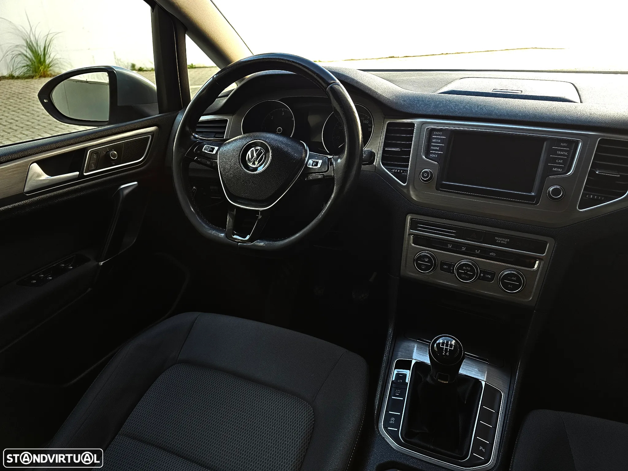 VW Golf 1.6 TDI Highline - 40