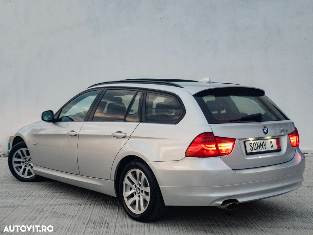 BMW Seria 3 318d DPF Touring Edition Exclusive - 3