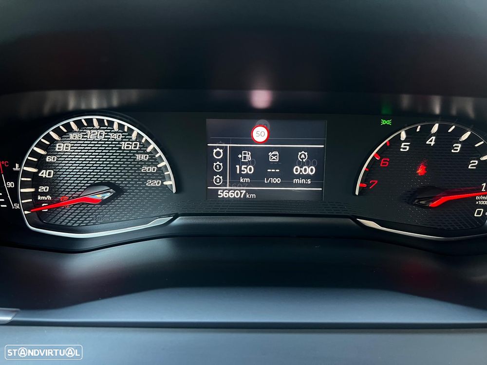 Peugeot 2008 1.2 PureTech Active Pack - 39