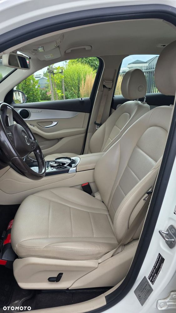 Mercedes-Benz GLC - 9