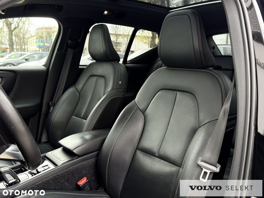Volvo XC 40 - 26