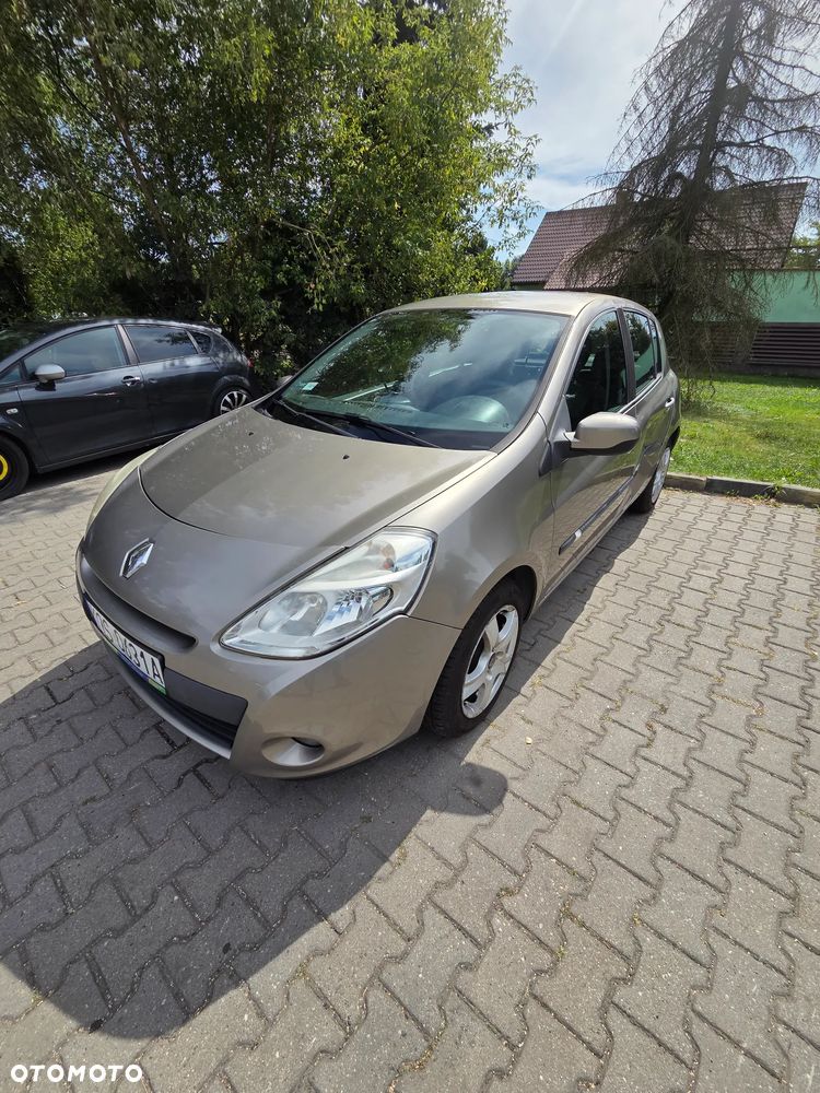 Renault Clio 1.2 16V Expression - 21
