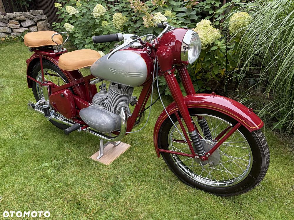 Jawa 250 - 17