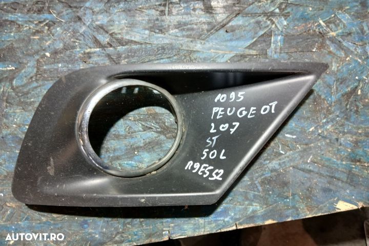 Grila proiector stanga 9688091977 9688091977 Peugeot 207 1 [2006 - 20 - 1
