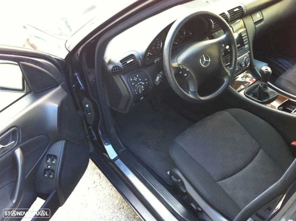 Mercedes-Benz C 200 T CDI Classic - 10