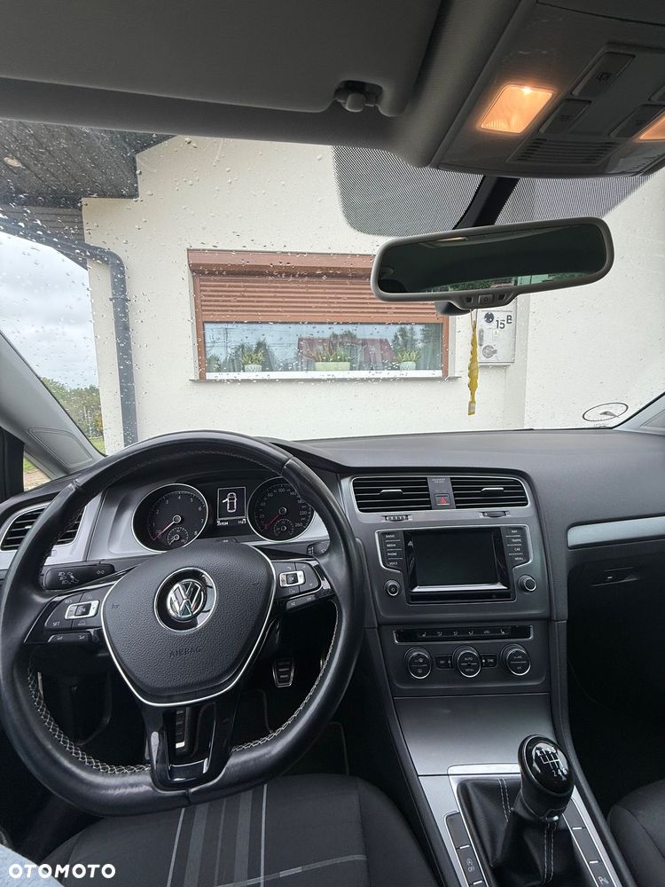Volkswagen Golf 1.4 TSI BMT Comfortline - 16