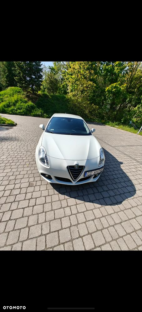 Alfa Romeo Giulietta - 2