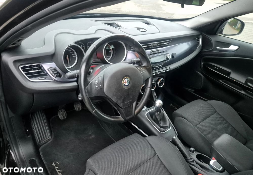 Alfa Romeo Giulietta 1.6 JTDM 16V - 9