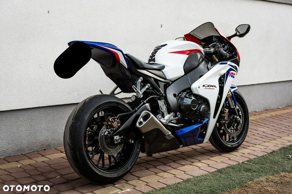 Honda CBR - 3