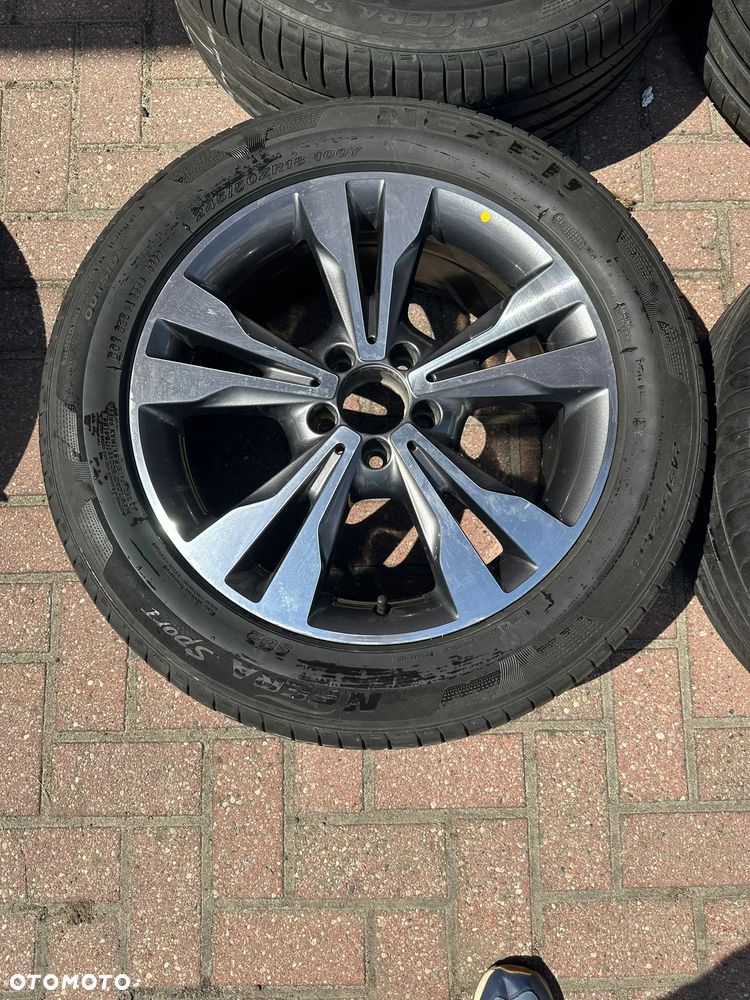 Oryginalne Alufelgi 18" wraz z oponami do Mercedes Benz V klasa - 2