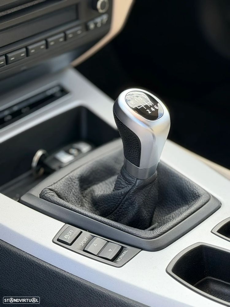 BMW Z4 sDrive23i - 9