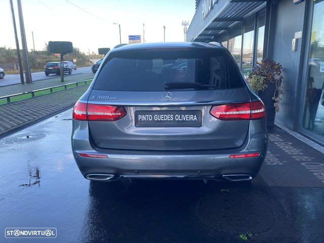 Mercedes-Benz E 300 de 9G-TRONIC AMG Line - 8