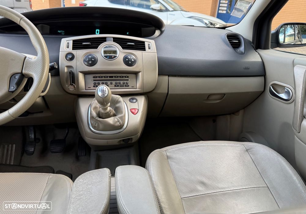 Renault Grand Scénic 1.5 dCi Dynamique S 7L. - 23