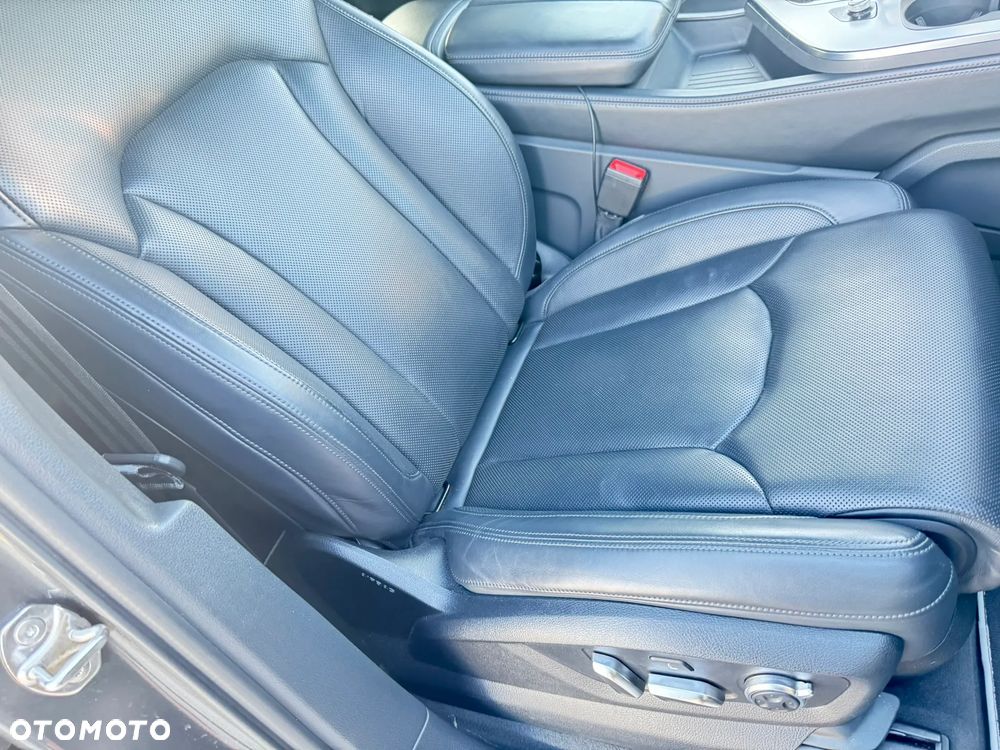 Audi SQ7 - 16