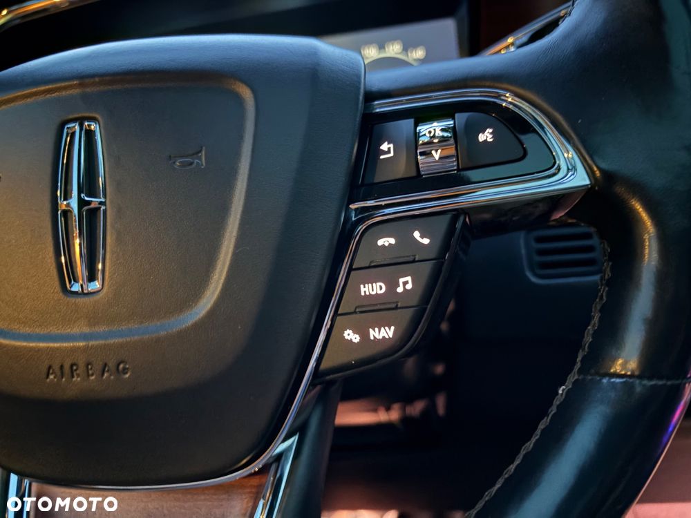 Lincoln Navigator - 27