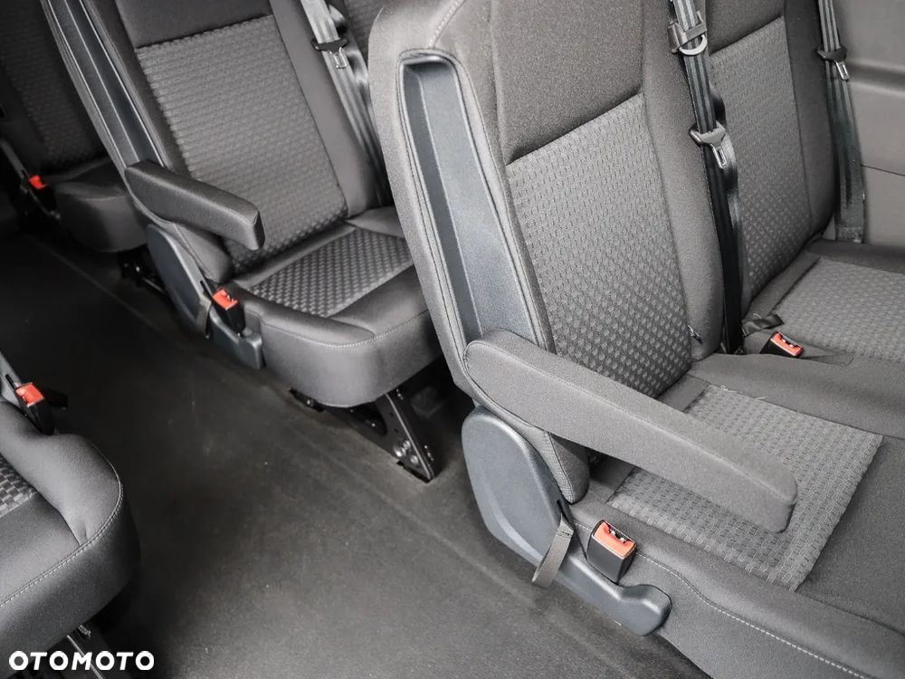 Ford Transit Autobus 18 miejsc - 11