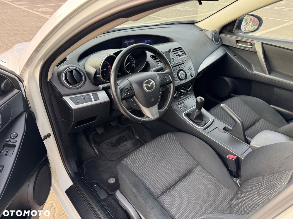 Mazda 3 1.6 MZ-CD DPF Exlusive-Line - 11