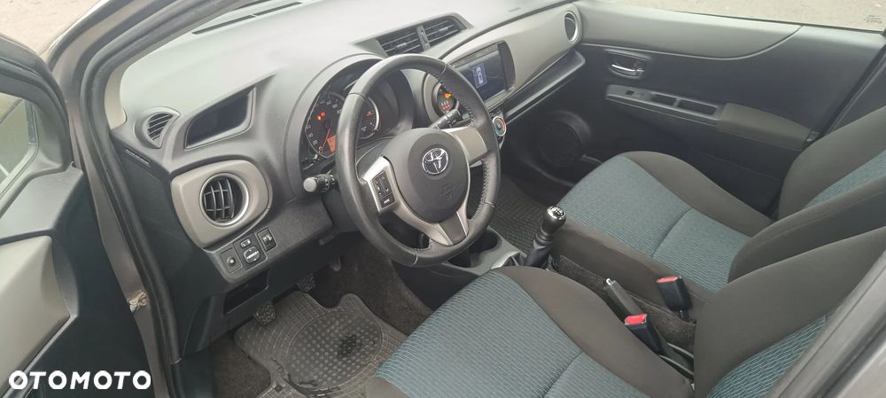 Toyota Yaris 1.0 VVT-i - 17