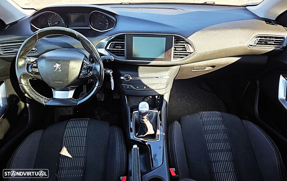 Peugeot 308 SW 1.6 BlueHDi Style - 16