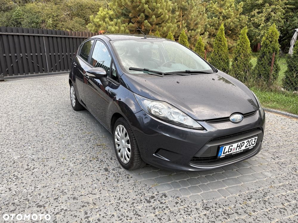 Ford Fiesta - 2