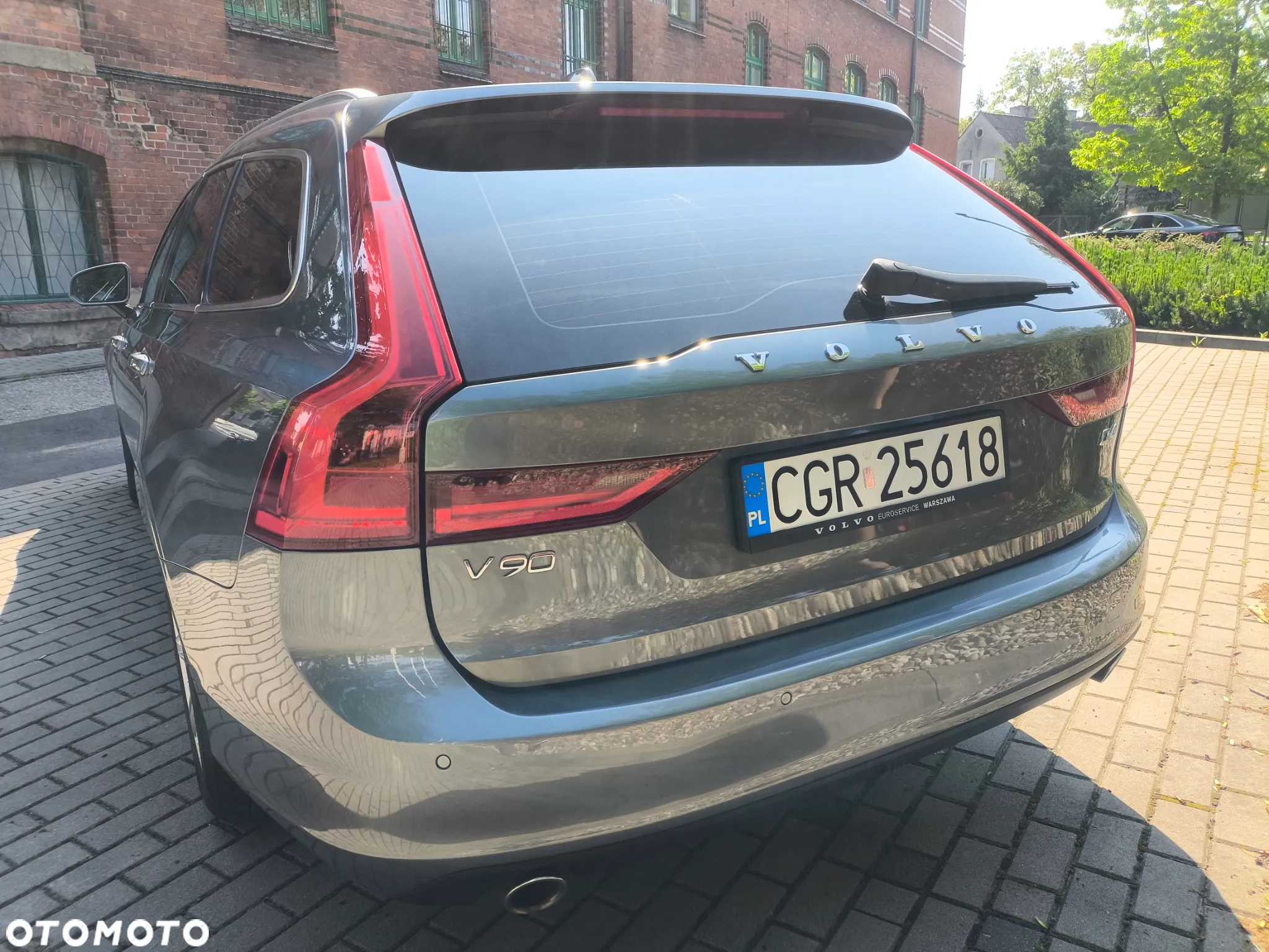 Volvo V90 D4 Momentum - 7