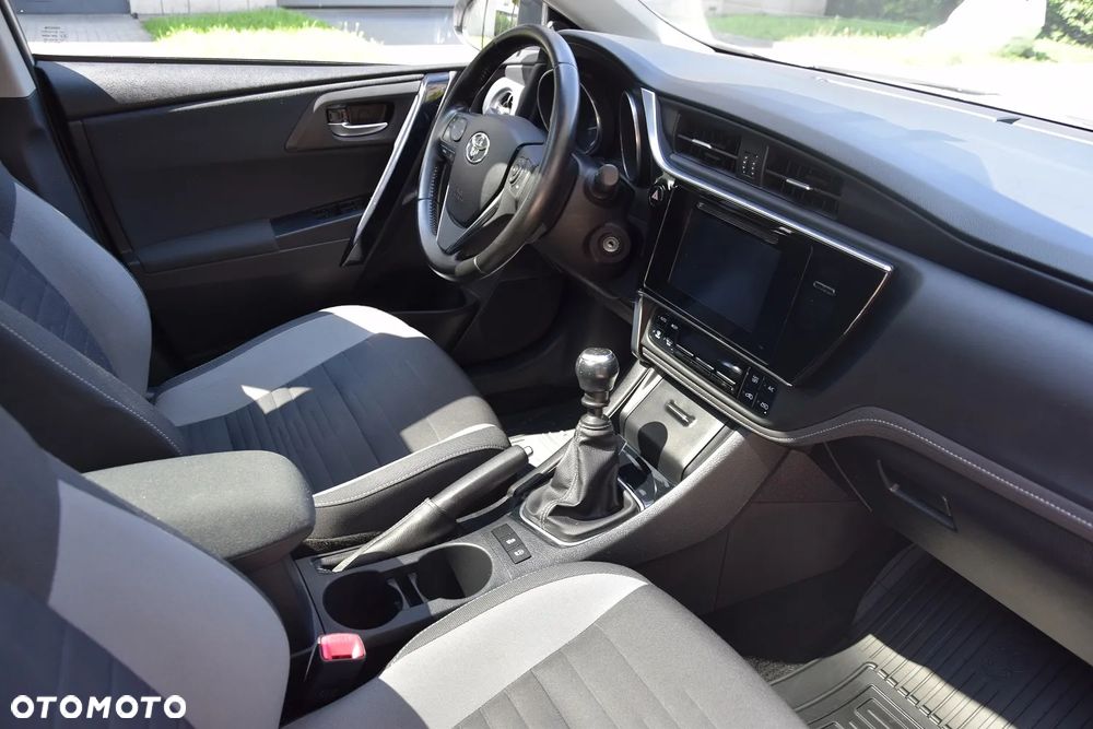 Toyota Auris 1.2 T Prestige - 12