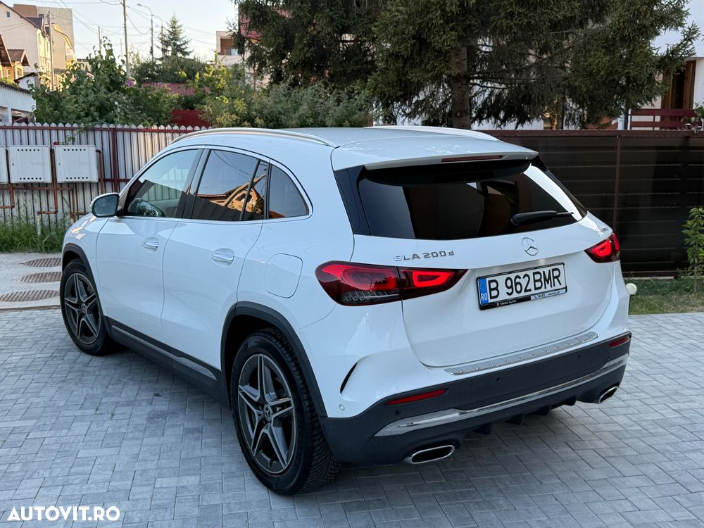 Mercedes-Benz GLA 200 d 4MATIC Aut. - 2