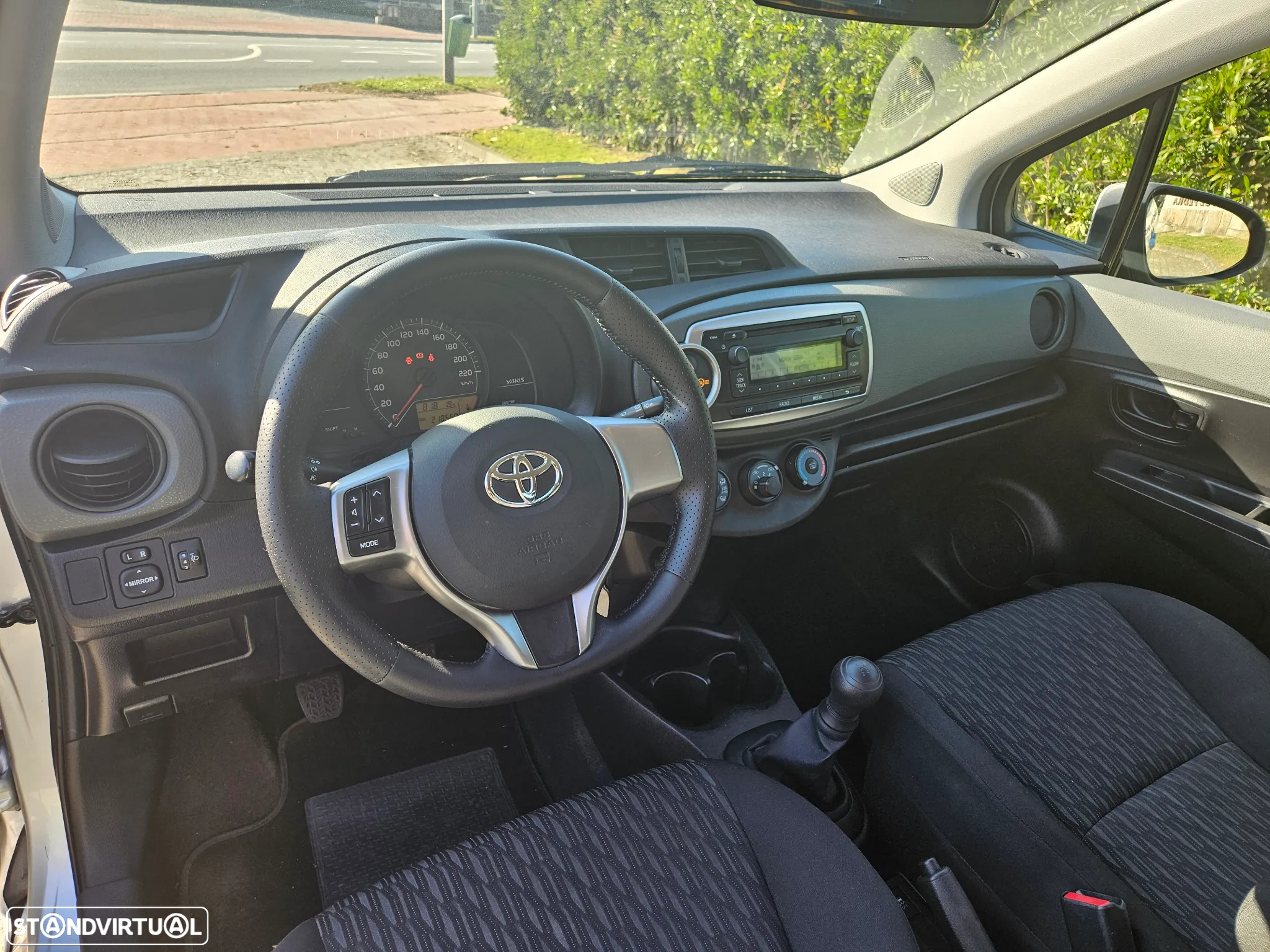 Toyota Yaris 1.0 VVT-i ACtive+AC - 8