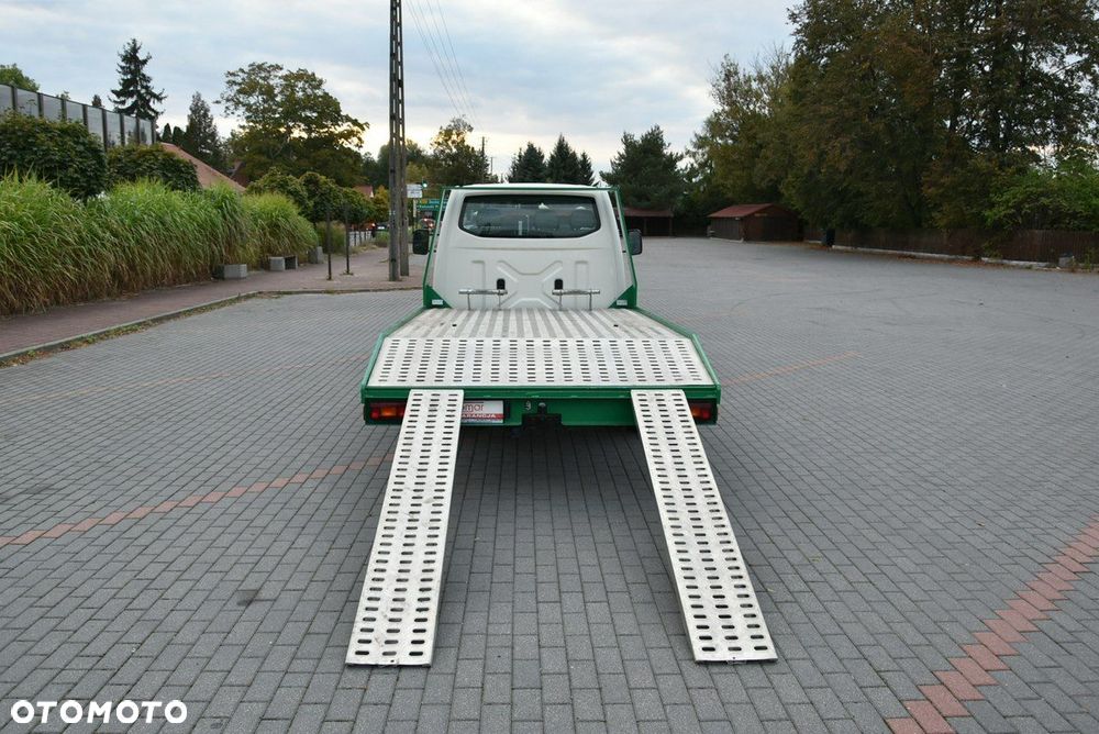 Volkswagen Transporter - 5