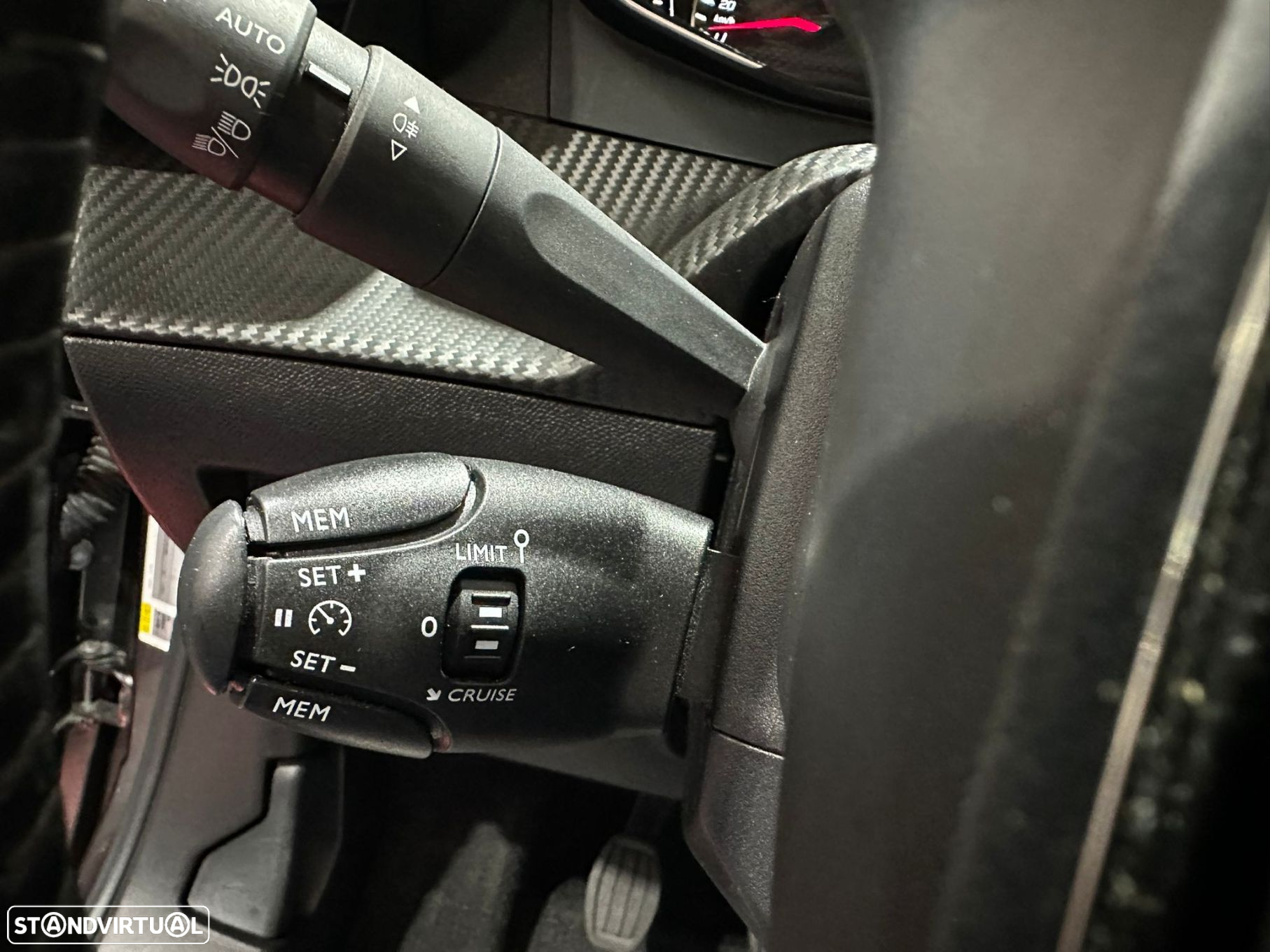Peugeot 2008 1.2 PureTech Active - 45